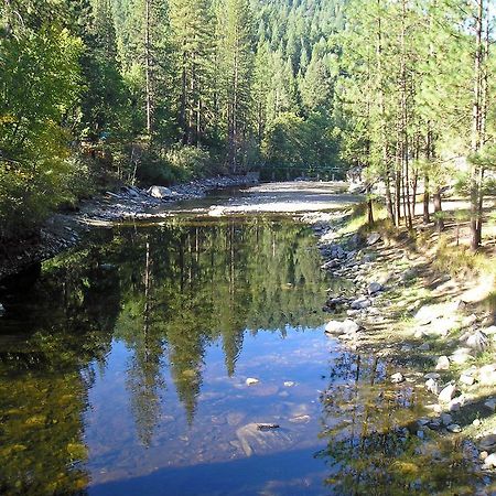 Yosemite Lakes Wheelchair Accessible Cabin 46 Harden Flat Exterior foto