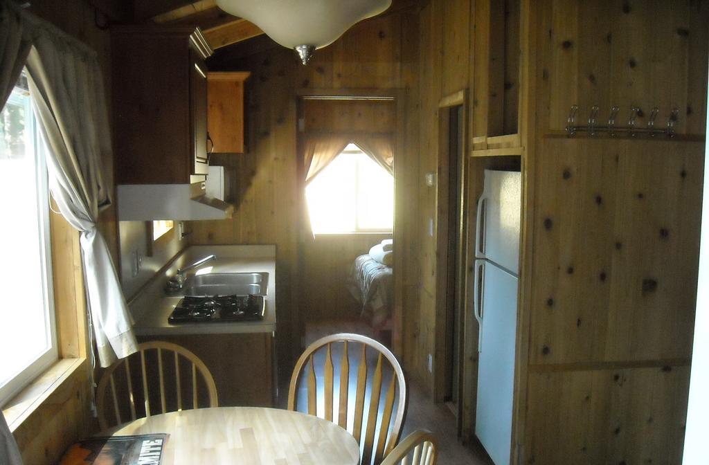 Yosemite Lakes Wheelchair Accessible Cabin 46 Harden Flat Exterior foto